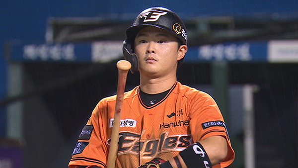 8년 무명 딛고 주전으로‥한화 이도윤 "첫 응원가, 너무 좋아요"