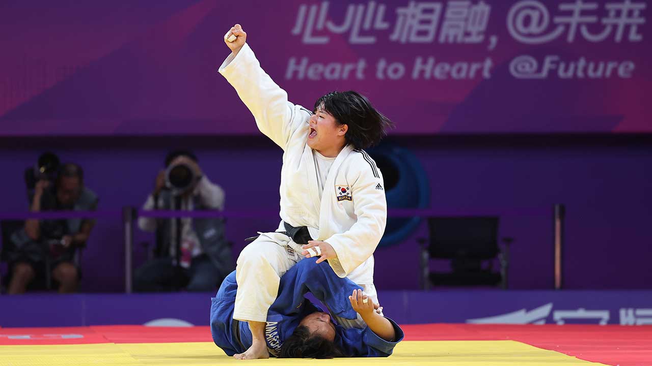 [아시안게임] 유도 여자 78kg이상급 김하윤, 결승 진출‥은메달 확보
