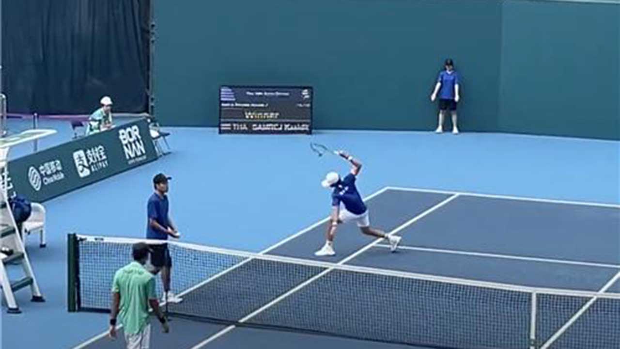 [아시안게임] 권순우, 라켓 내리치고 악수 거부 논란‥"오늘 상대에게 사과" 