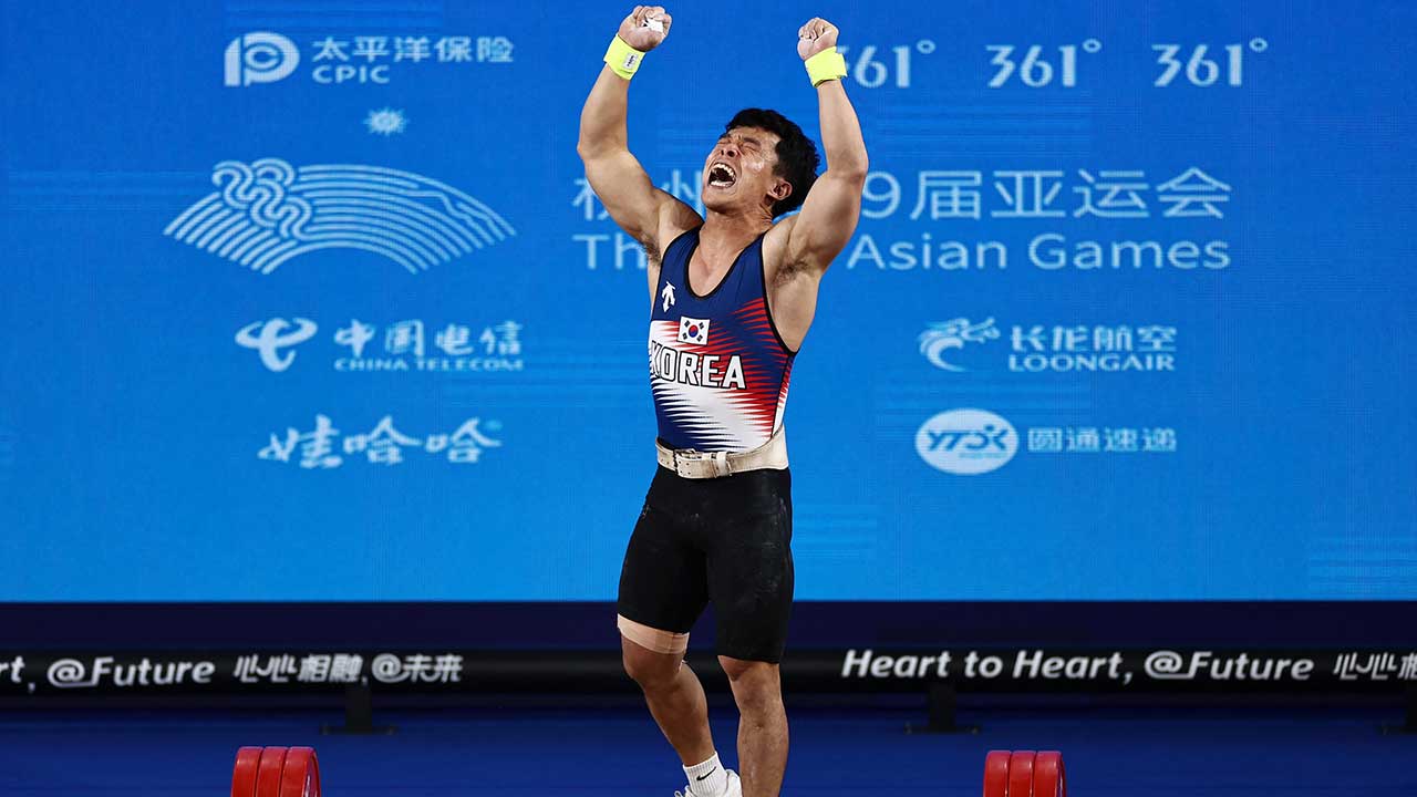 [아시안게임] 이상연, 역도 남자 67kg급 동메달‥북한 리원주 은메달