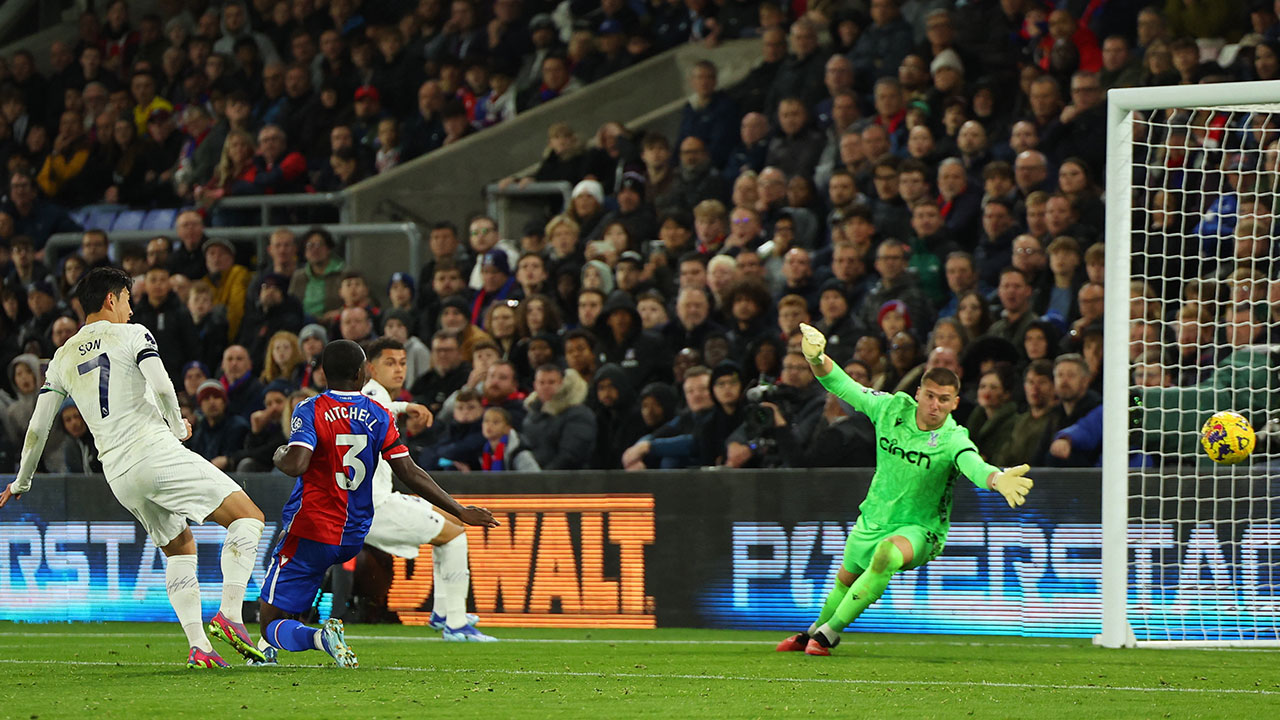 손흥민, 토트넘 '10월의 골' 수상‥9월 이어 연속 수상