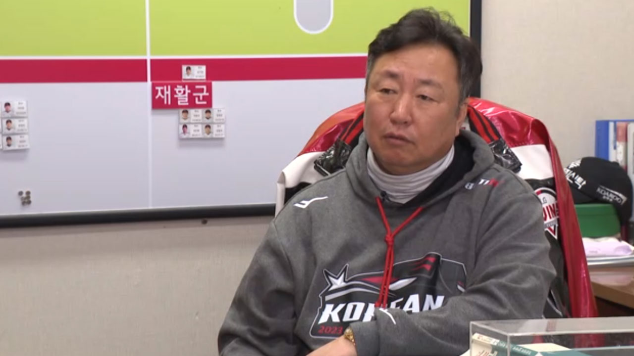 "지금 LG는 50프로" 차명석 "가장 고마운 분은 김용일 코치"