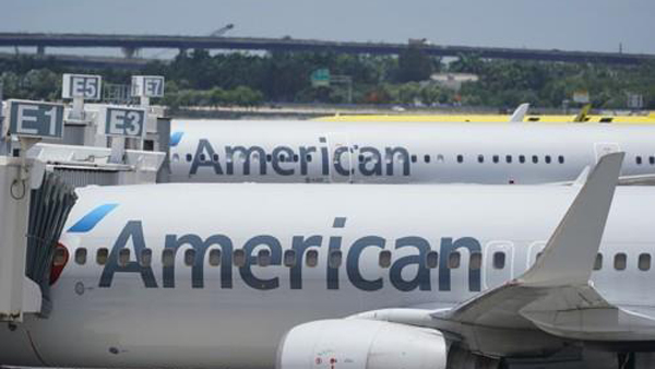 미국 항공사 직원, 비행기 엔진에 빨려 들어가 사망