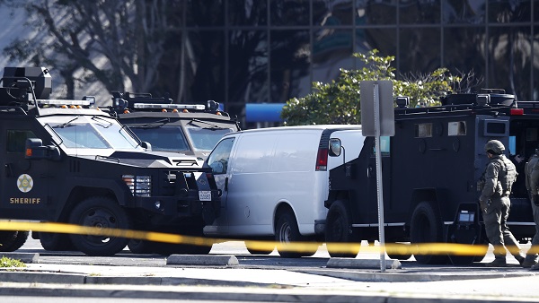 'LA 총격' 희생자 11명으로 늘어‥"난사범, 일부 피해자 겨냥"