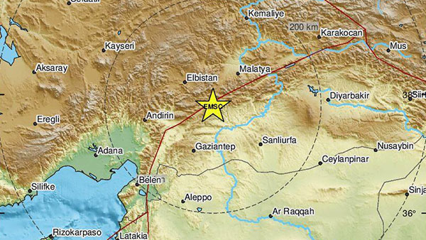 튀르키예 강진 하루 만에 중부서 또 규모 5.3 여진
