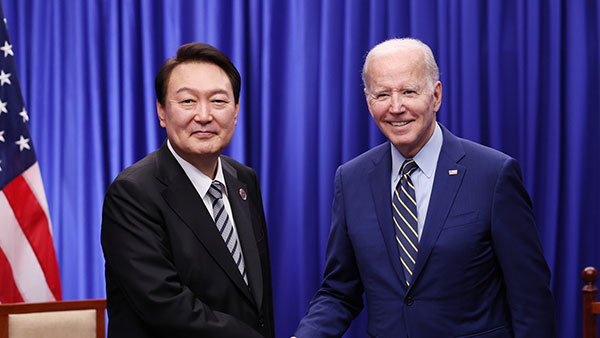 中 관영지, 한미정상회담 앞두고 견제‥"맹목적인 미국 추종 안 돼"