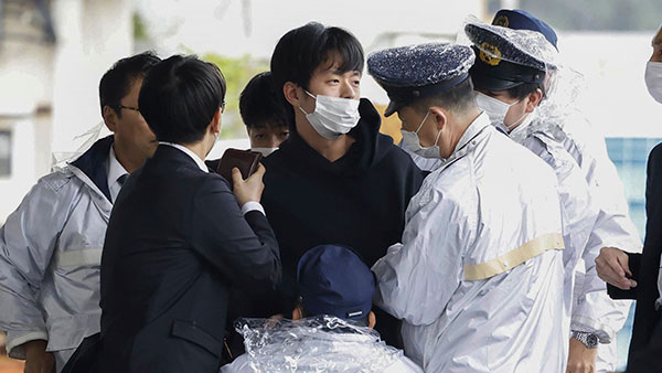 일본 기시다 테러 용의자, 정신감정 받는다‥"한 달 넘게 묵비권"