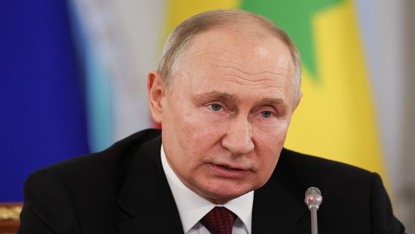 푸틴, 아프리카평화사절단 종전 촉구에 또 "우크라가 대화 거부"