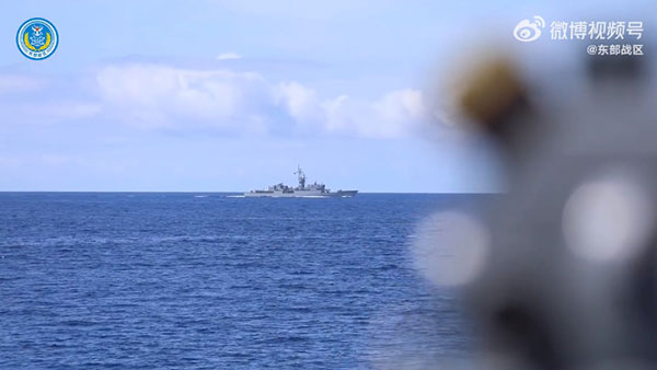 대만 국방부 "중국 군용기 45대·군함 9척 대만 주변서 포착"