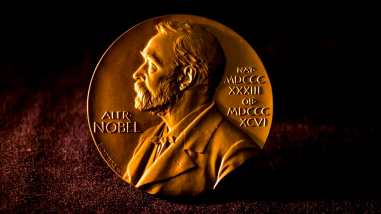  "노벨화학상 수상자 3인 명단 공개발표 전 실수로 사전 유출"