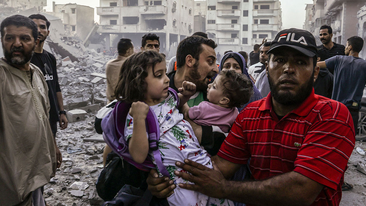 가자 이미 생지옥‥WHO "사망자 60%가 여성·어린이"