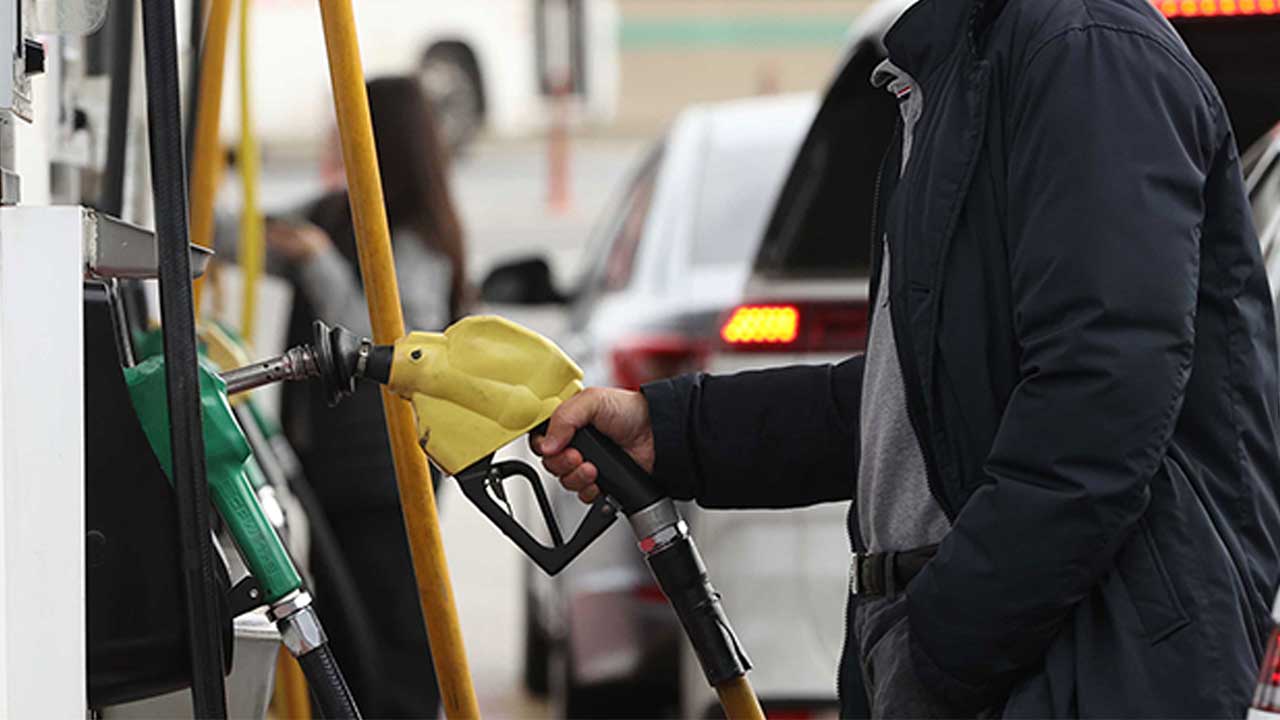 주유소 기름 값 17주 만에 상승 전환‥"당분간 오름세"