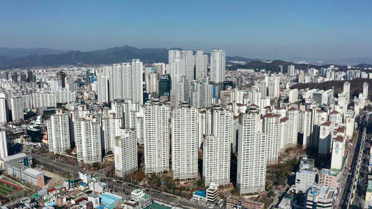 부동산전문가 10명 중 7명 "올해 집값 하락"