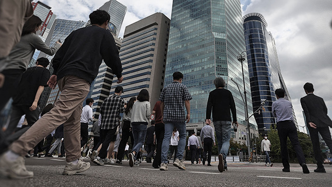 작년 1인당 국민소득 3만3천745달러‥1년 만에 2.6% 반등