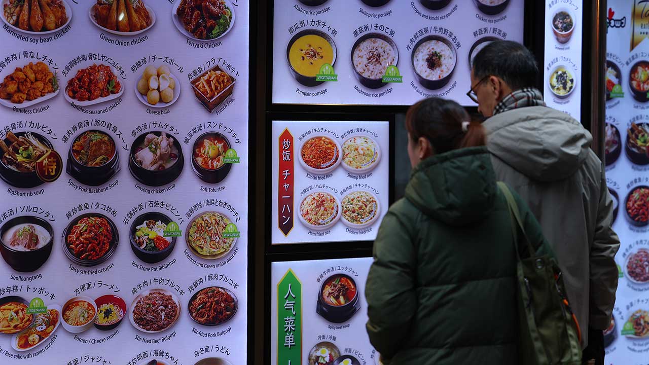 외식물가 상승률 3.4%로 소비자물가 상회‥가공식품은 두 달째 하락