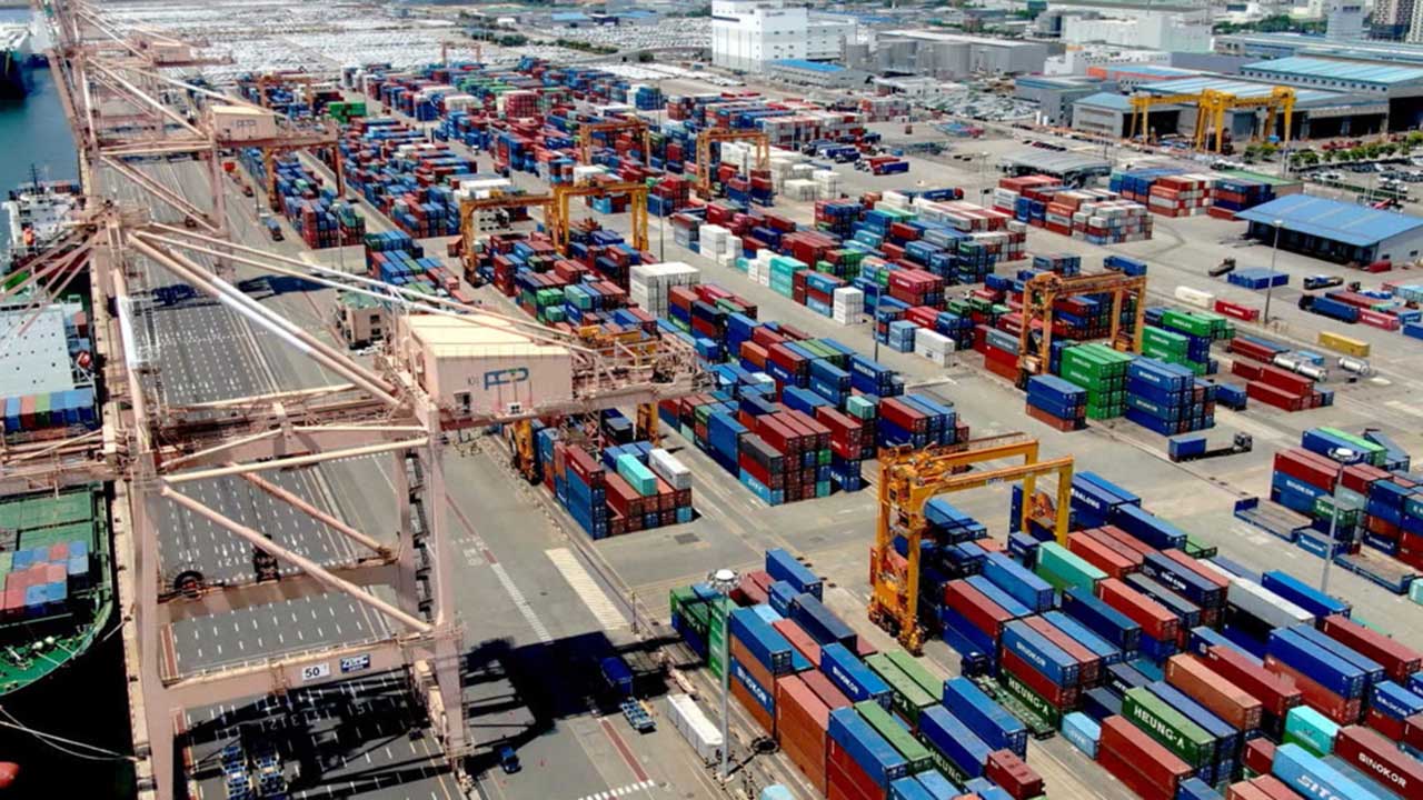 2월 경상수지 68.6억달러 흑자‥반도체 강세 영향