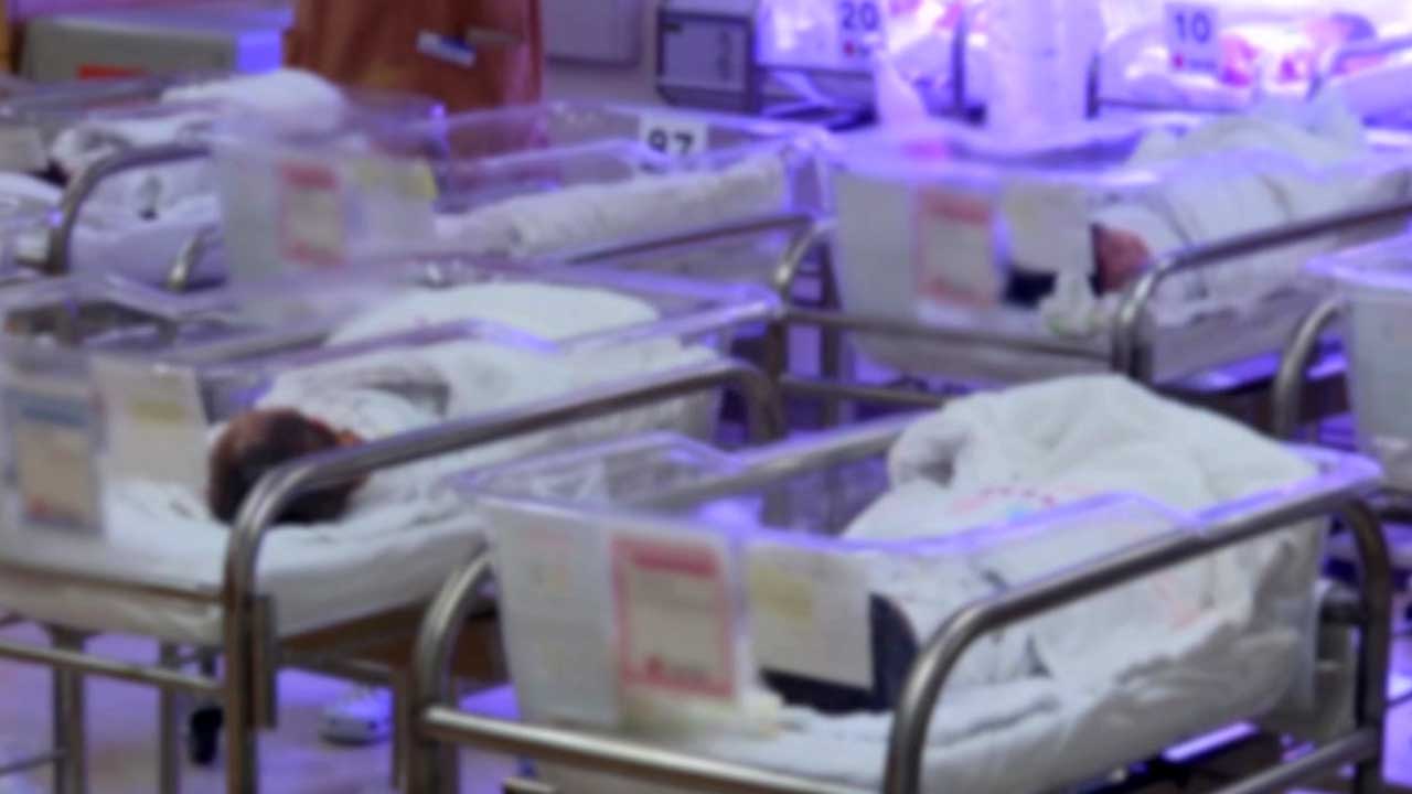 2월 출생아 2만 명 밑돌아‥역대 최소