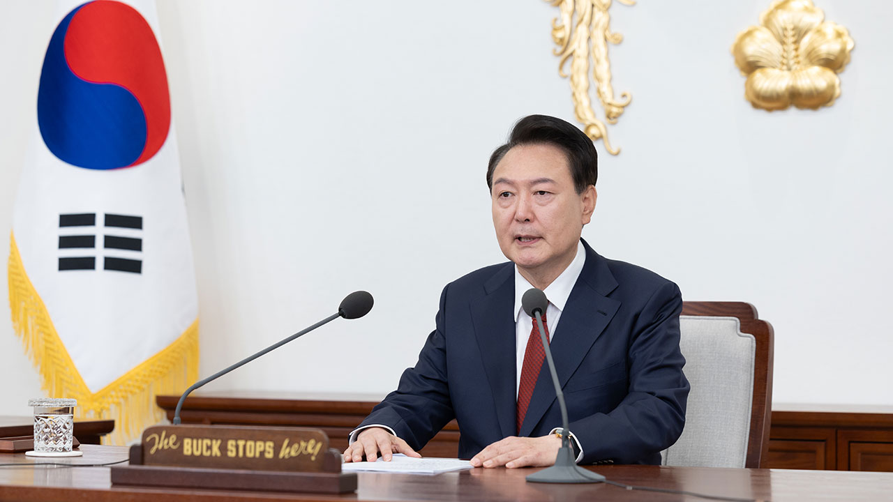 윤 대통령 "과도한 부동산 세금, 임차인에 조세 전가‥장바구니 물가 철저하게 관리"