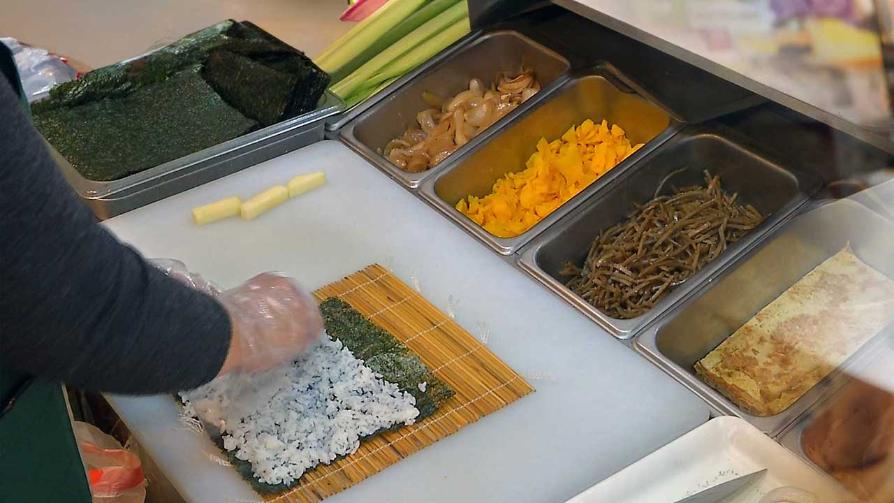 김밥·자장면 외식비 또 올라‥냉면 한 그릇 1만 2천 원 육박