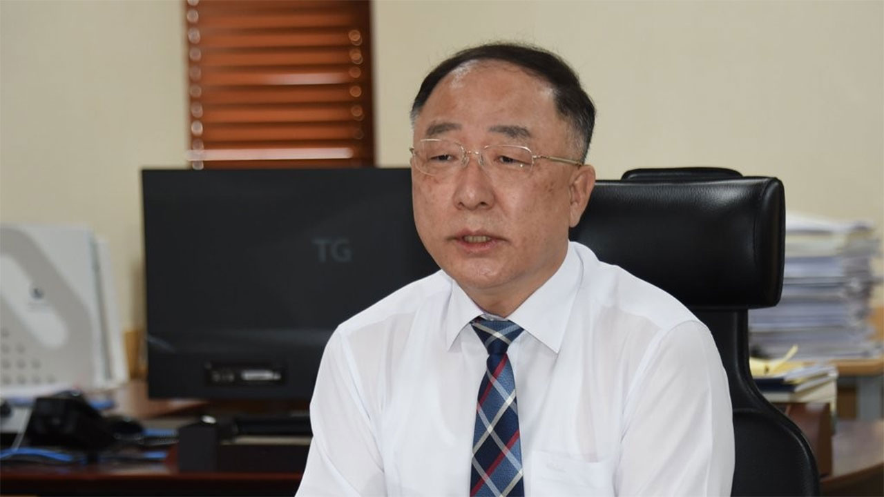 홍남기 전 경제부총리 "국가 채무비율 축소·조작, 전혀 없었다"