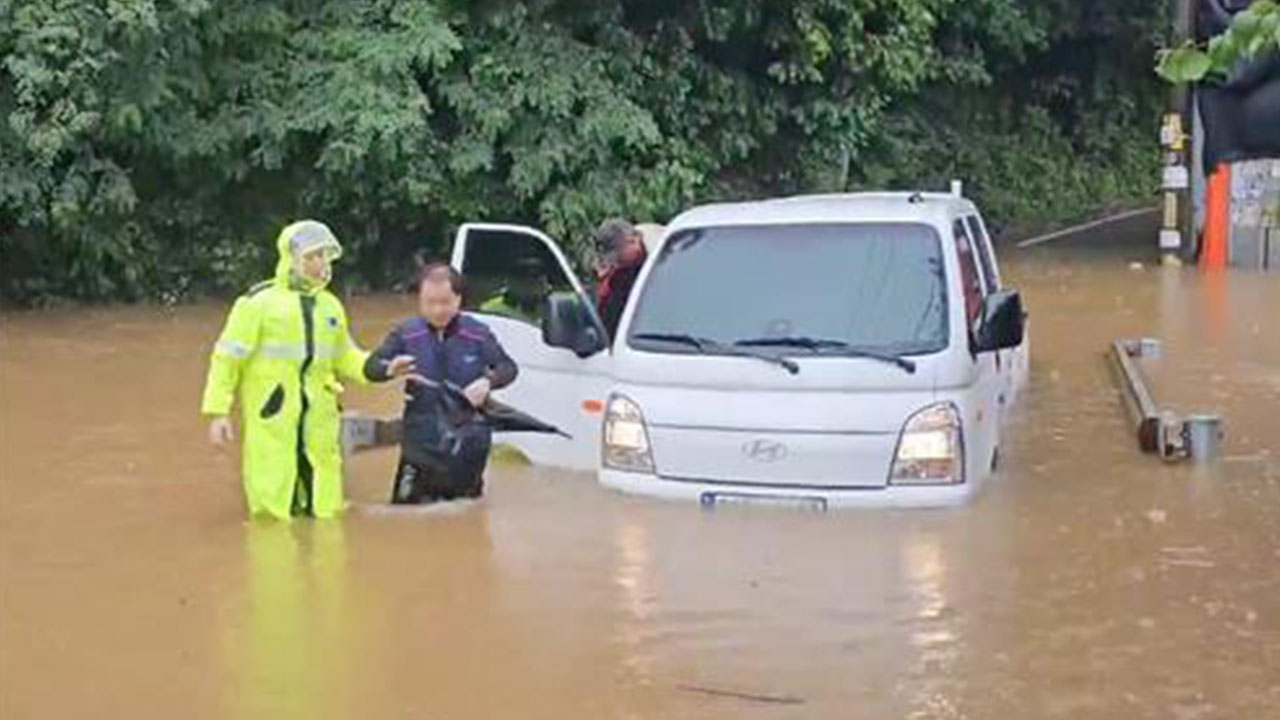 호우 침수차량 3천100대‥추정 손해액 282억원