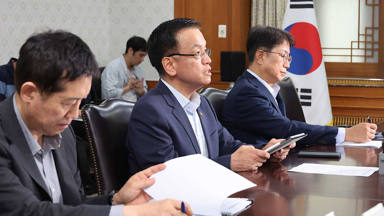 '잔등락' 운운하더니 불붙은 서울 집값‥"매물 거두고 호가 올리고"