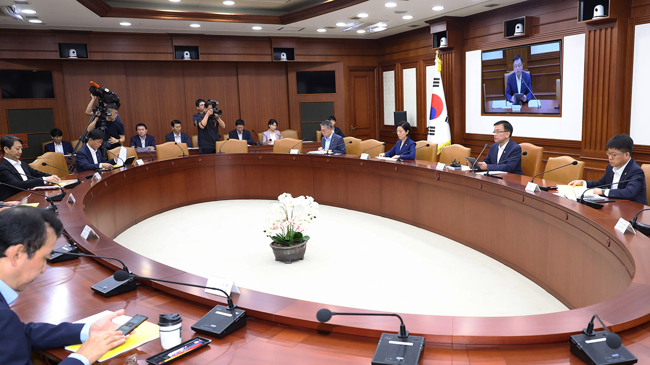 정부 "티메프 피해 판매자 구제에 1조 6천억 원 자금 지원"