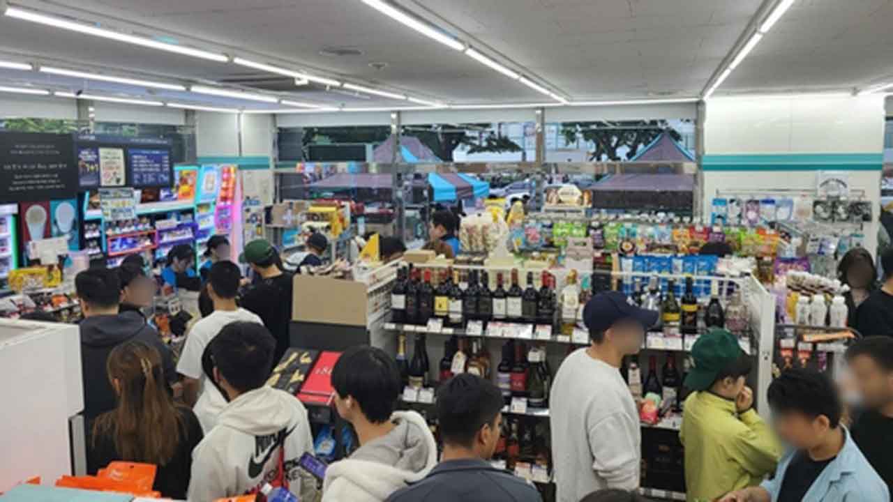 한강 불꽃축제로 편의점 매출 '펑펑'‥"3시간에 1천500만 원도"