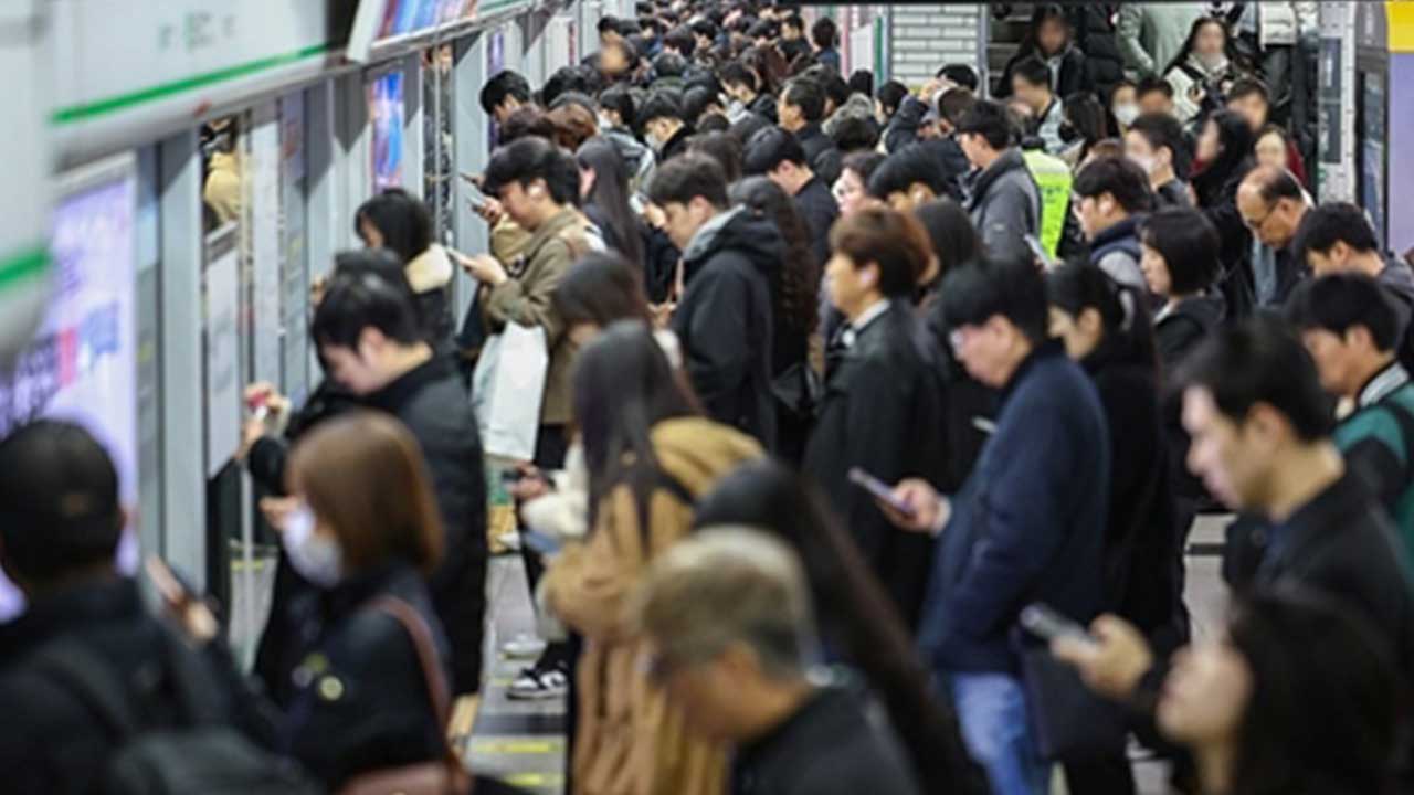 철도노조 준법투쟁 사흘째‥수도권 전철 5% 지연운행