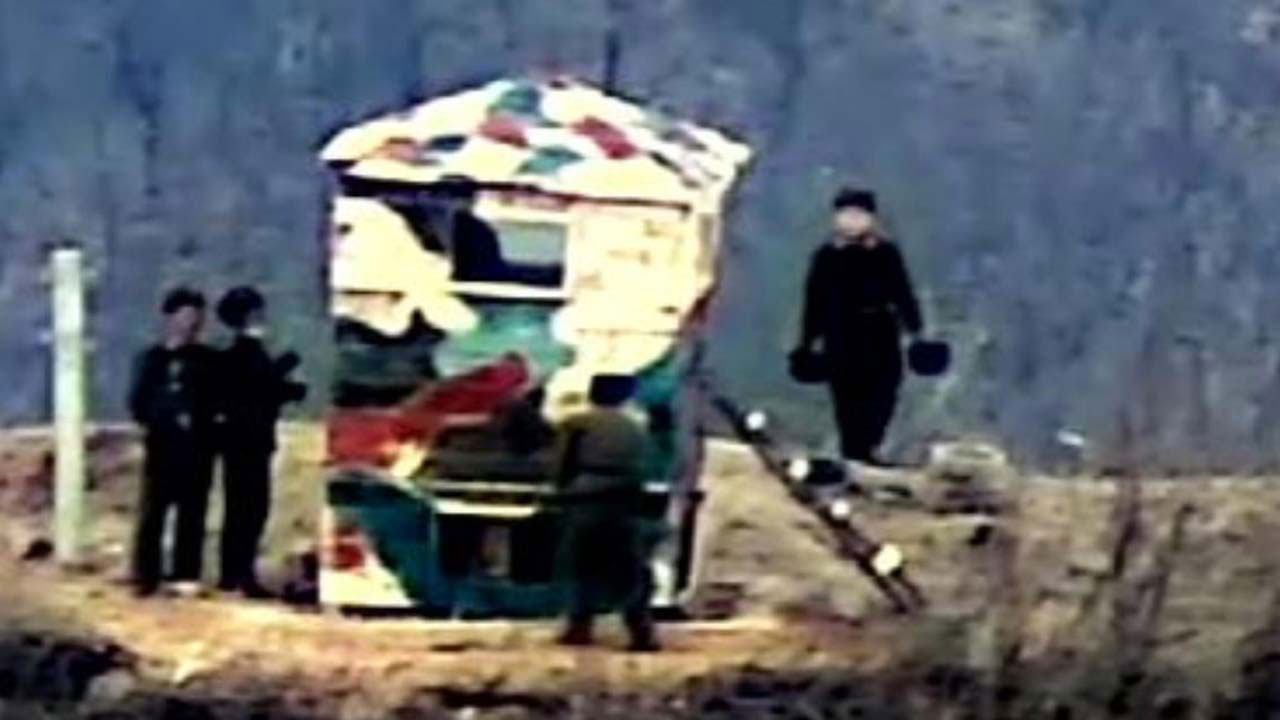 북한, 최전방 감시초소 시설 콘크리트 복구‥경의선 도로엔 지뢰 매설