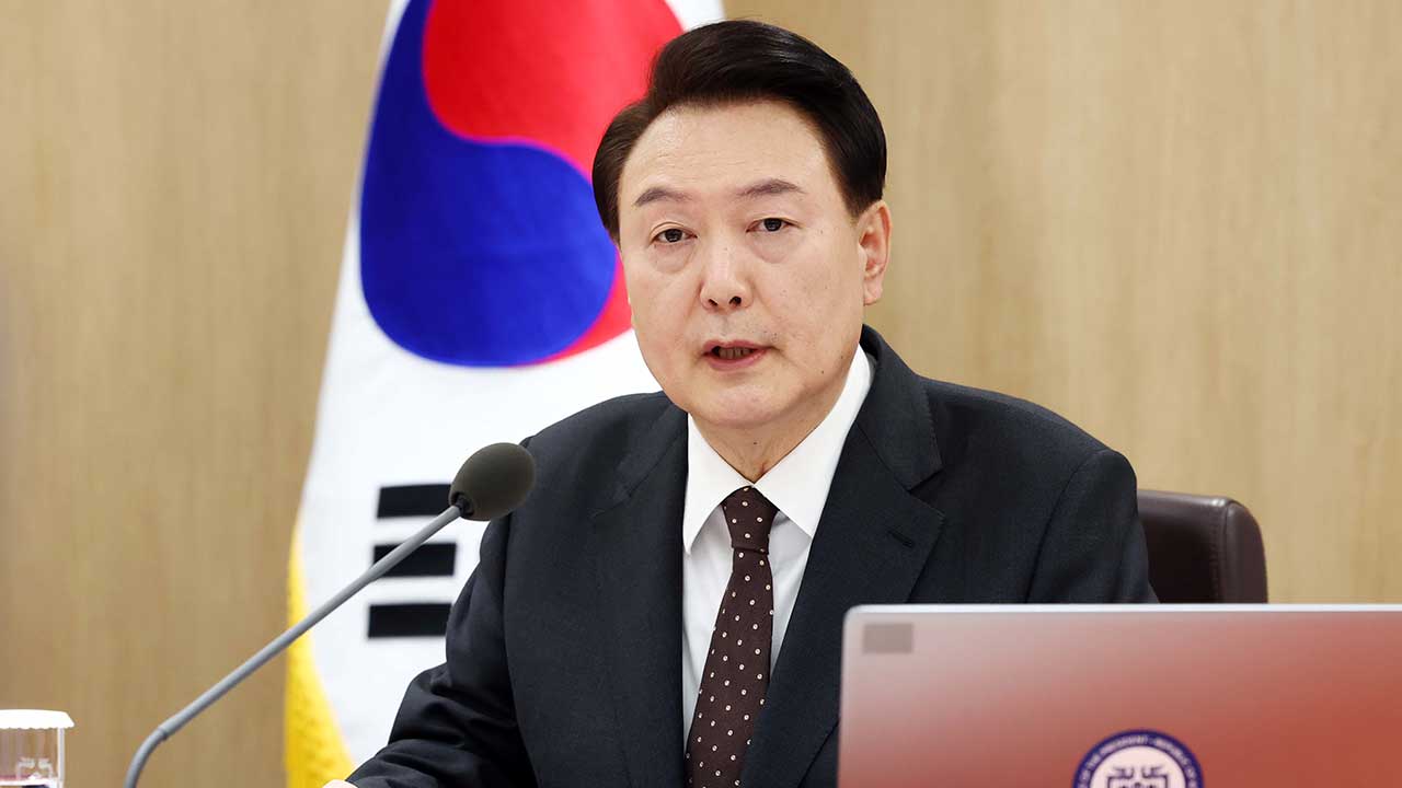 윤 대통령, "북 도발시 몇 배 응징‥반민족·반역사적 집단 자인"