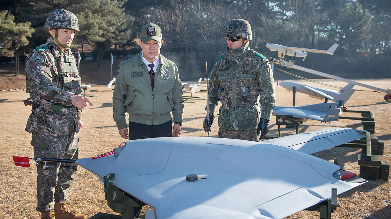 군, '소형 스텔스 무인기' 배치‥ "다양한 드론전력 전력화"