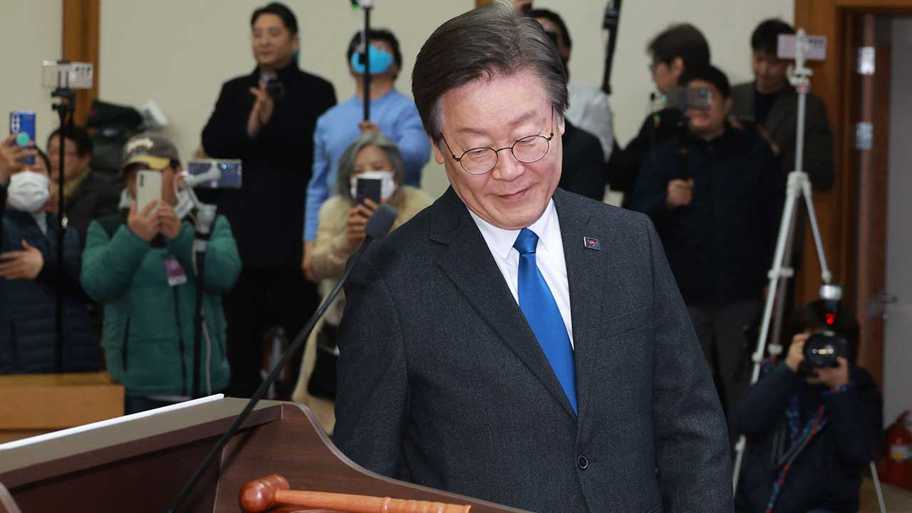 이재명, '국민의힘 입당' 김영주에 "채용비리 소명 못해 0점"