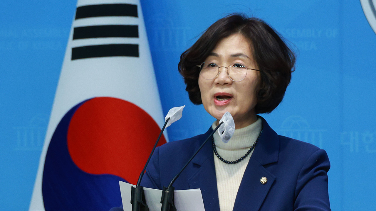 민주 권인숙, '김건희 여사 특검법' 재발의‥명품가방 의혹도 추가