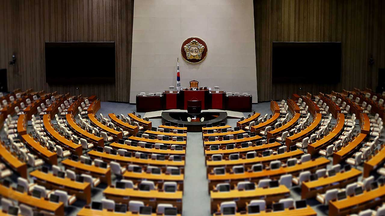 국회의원 35% 1년 전보다 재산 늘어‥1억원 이상 증가 42명