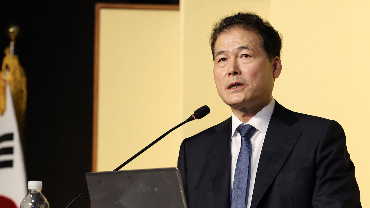 통일장관 "북일 대화 반대 안 해‥납북자 문제서 日과 협력 모색"