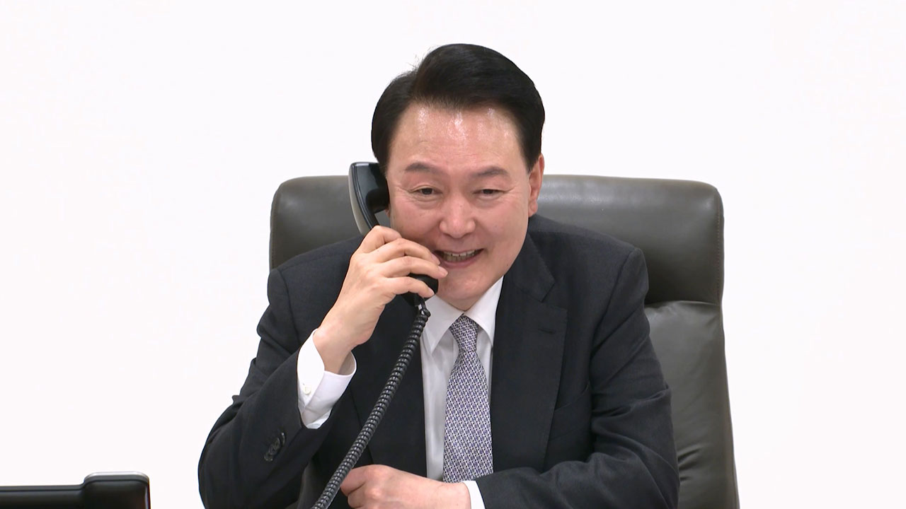 윤석열 대통령-기시다 총리, 15분간 통화‥"한미일 공조 발전"