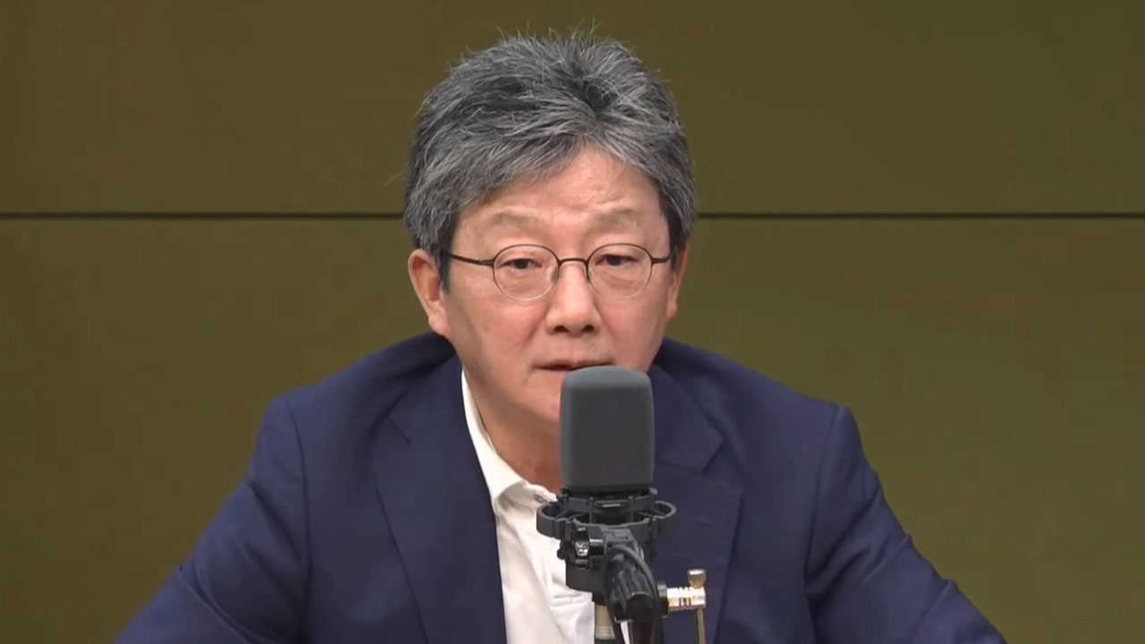 유승민, 당 대표 도전 질문에 "고민을 할 수밖에 없다"