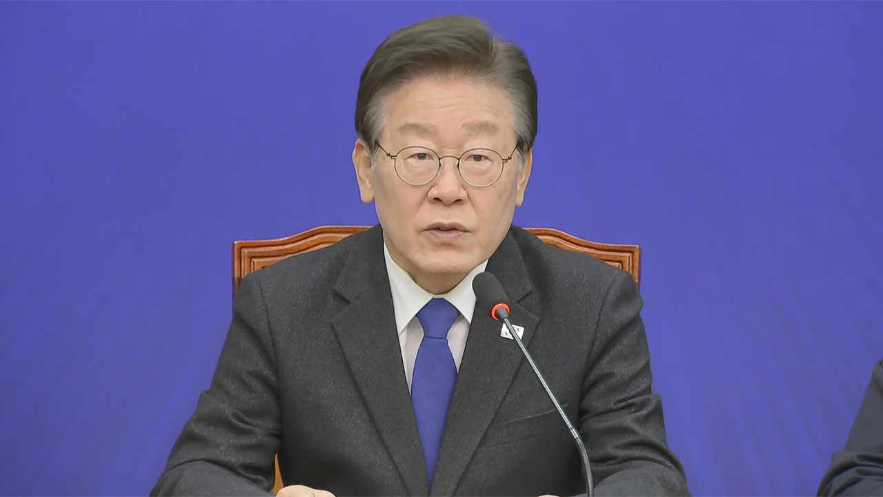 민주 "국민의힘, 원 구성 볼모로 잡는 무노동 불법 세력"