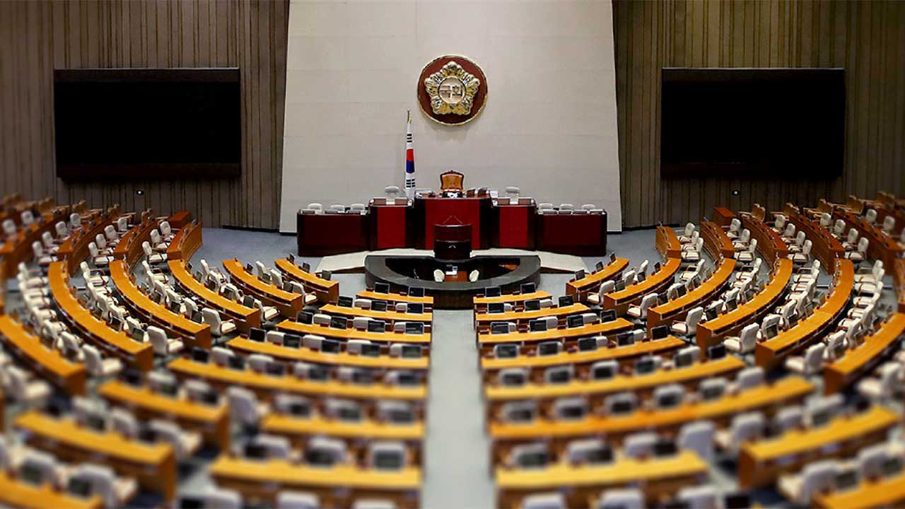 원구성 협상 결렬로 민주당, 상임위원장 단독 선출 강행