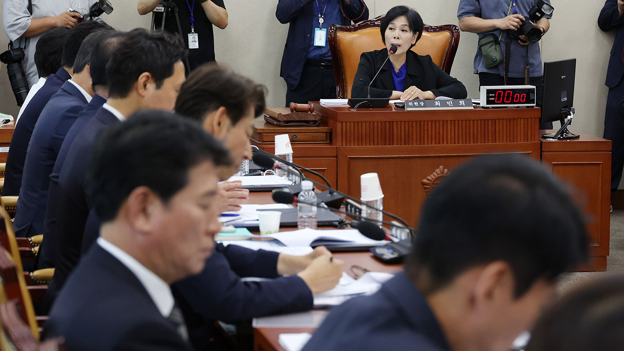 '방송3법·방통위법' 야권 단독으로 과방위 통과