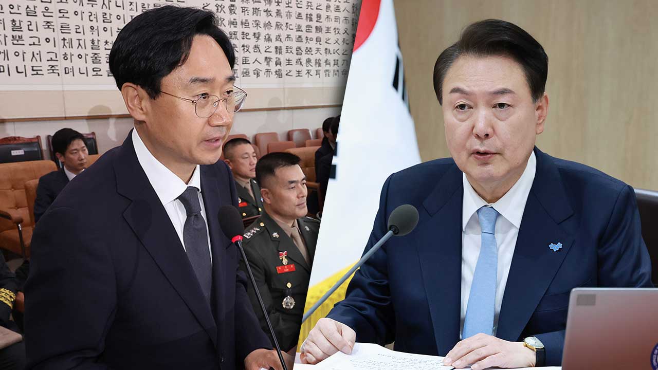 깜짝 폭로? 말실수? 신범철 덜컥 "윤 대통령 통화, 회수 관련한 것" [국회M부스]