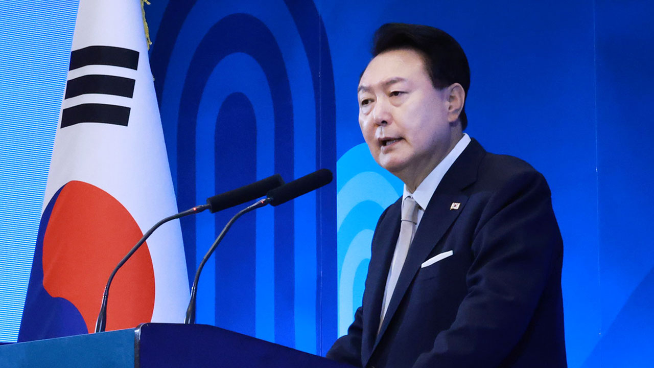 이재명 연임 반대 51%, 찬성 35%‥윤 대통령 지지율 26% 답보