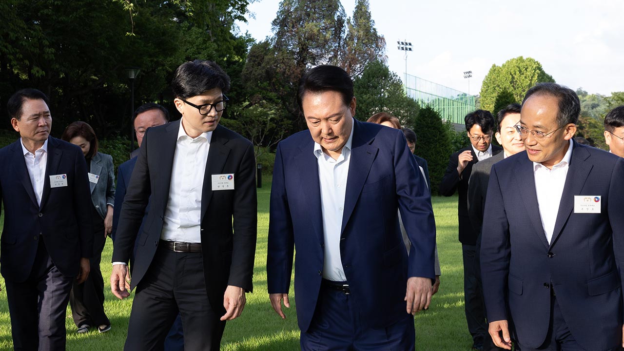 윤 대통령-한동훈 용산서 1시간 반 비공개 회동‥"한 대표가 만남 제안"