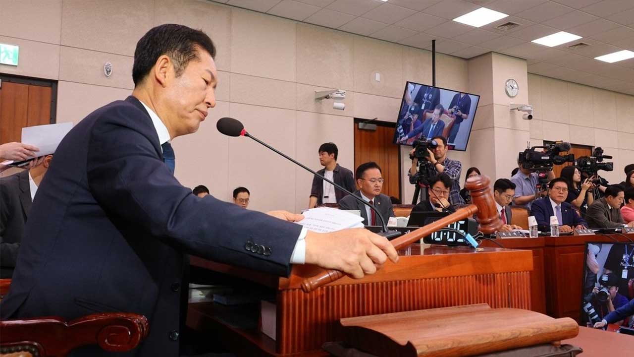 '노란봉투법'·전 국민 25만 원 지급법, 법사위 통과‥여당 반발