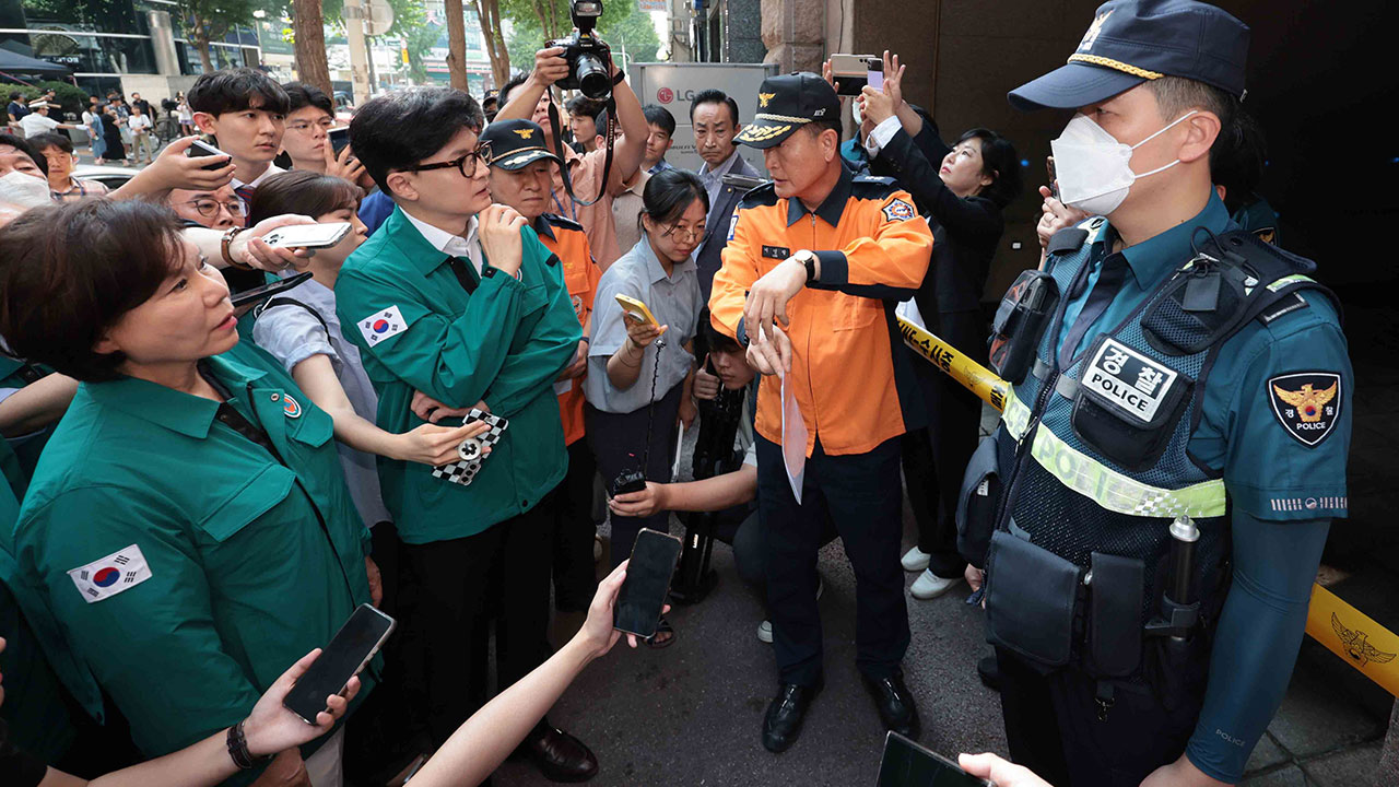 한동훈, 부천호텔화재 현장 찾아 "재발 방지가 정치의 임무"