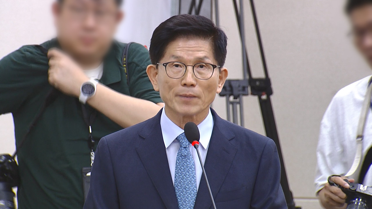 "김문수 사과부터 해야"‥"현장경험 많아" 청문회 충돌 뒤 정회