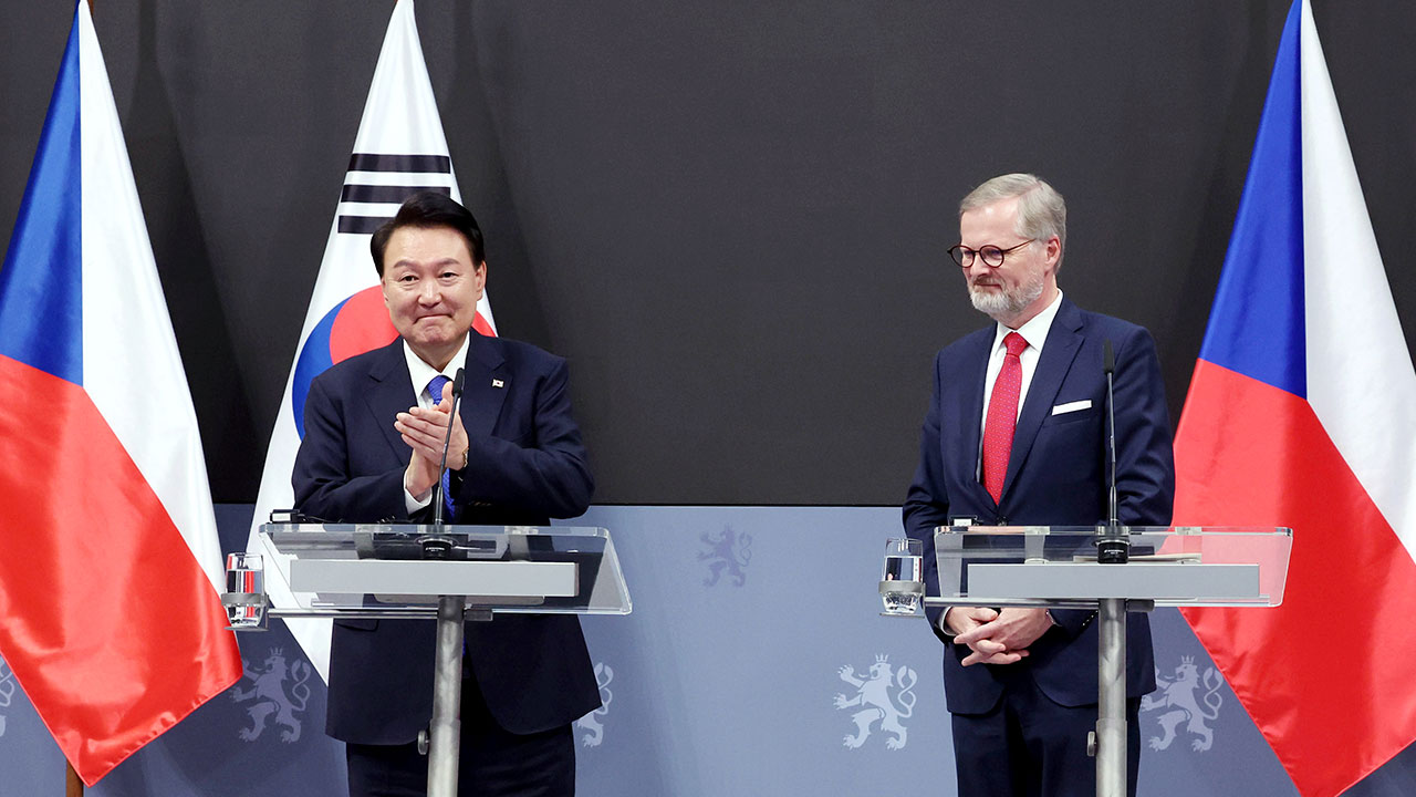 대통령실 "체코, 원전 건설에 한국 이외 대안 머릿속에 없다"