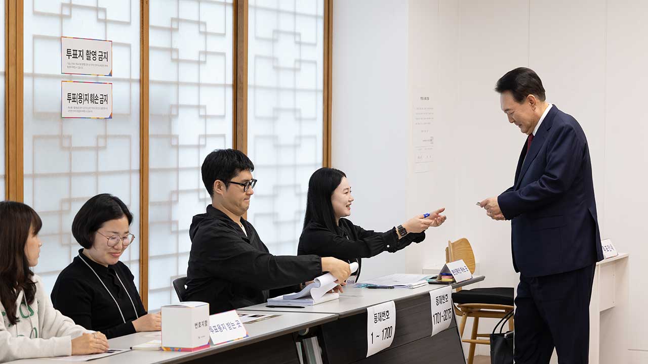 김건희 여사 동행 없이‥윤 대통령, 서울교육감 보궐선거 '나홀로 해시 게임 바카라'
