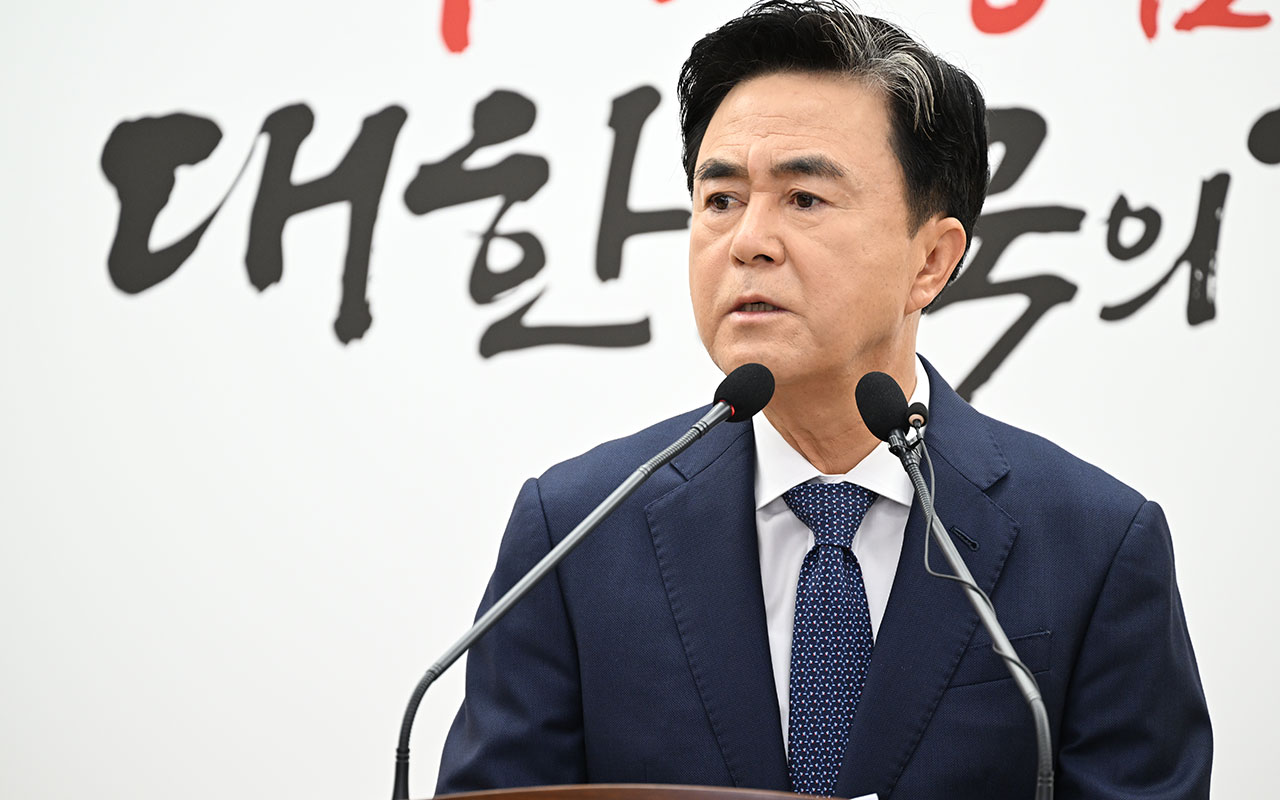 김태흠, 바카라 게임 사이트 면담 앞둔 한동훈에 "신뢰 없는 독대는 하극상"